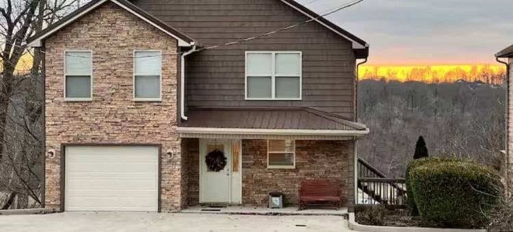 湖畔轻松三层住宅(Lake It Easy 3 Level Home)图片