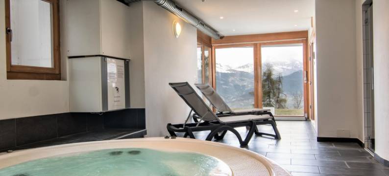 Modern apartment with sauna图片