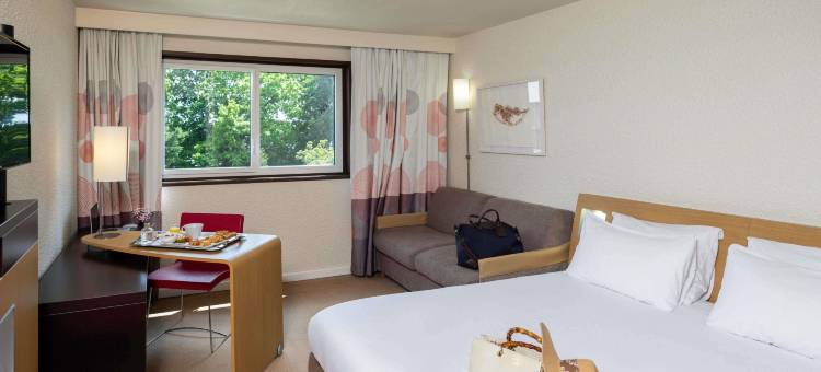 南斯卡尔屈埃富诺富特酒店(Novotel Nantes Carquefou)图片