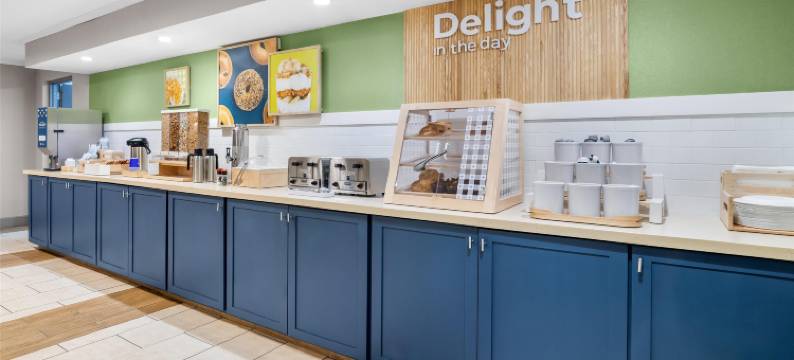 希尔顿Spark罗阿诺克市民中心酒店(Spark by Hilton Roanoke Civic Center)图片