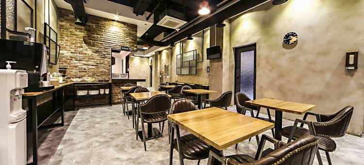 昌原马山杏仁酒店(Masan Almond Hotel)图片