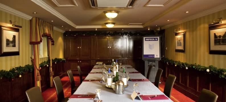 斯特拉福德埃文河畔莎士比亚美居酒店(Mercure Stratford Upon Avon Shakespeare Hotel)图片