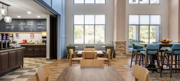 霍普希尔顿欢朋套房酒店(Hampton Inn & Suites Hope)图片