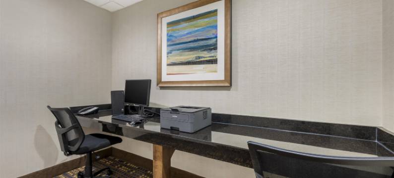 贝斯特韦斯特北布莱恩特酒店(Best Western North Bryant Inn)图片