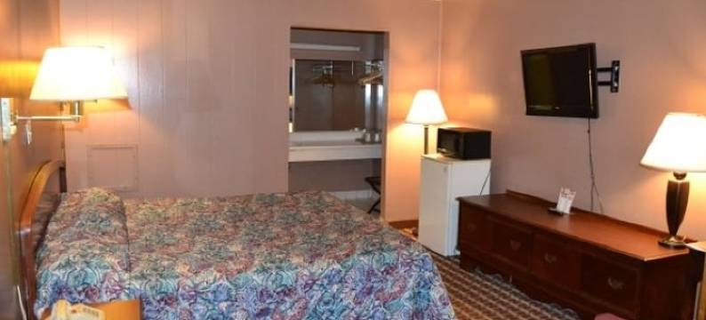菲卡斯图汽车旅馆(Capital O Fincastle Motor Inn Tazewell)图片