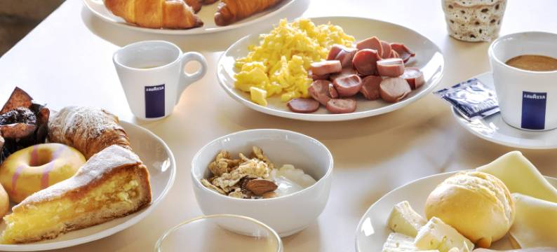 民宿酒店因佩里亚罗西尼剧院(B&B HOTEL Imperia Rossini al Teatro)图片