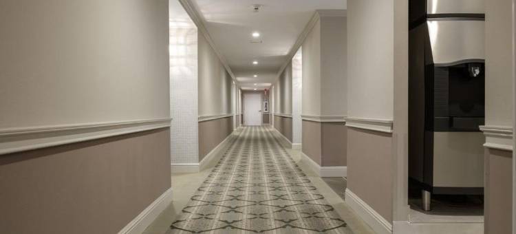 伍德克雷斯特酒店 库比蒂诺(Woodcrest Hotel Cupertino)图片