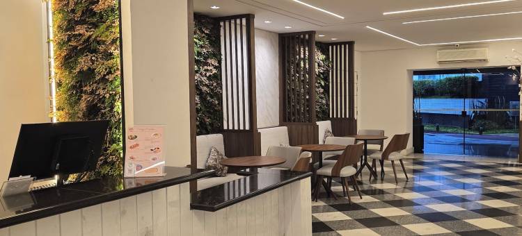 广场旅馆小镇公寓(Plaza Inn Small Town Flat)图片