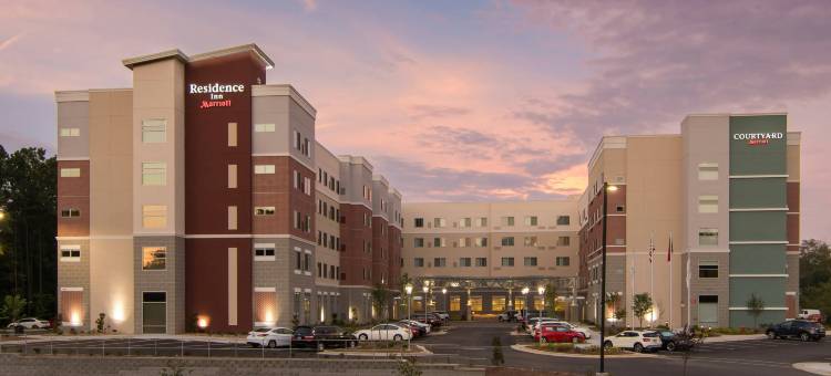 罗利-德罕机场/布莱尔克里克万怡酒店(Courtyard Raleigh-Durham Airport/Brier Creek)图片