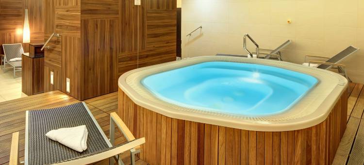 科希策希尔顿逸林酒店(DoubleTree by Hilton Kosice)图片