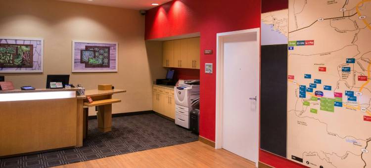 千橡树市范杜拉县万豪TownePlace酒店(TownePlace Suites Thousand Oaks Ventura County)图片