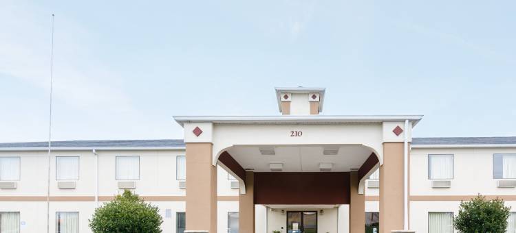 丹维尔红屋顶PLUS酒店(Red Roof Plus+ Danville, KY)图片