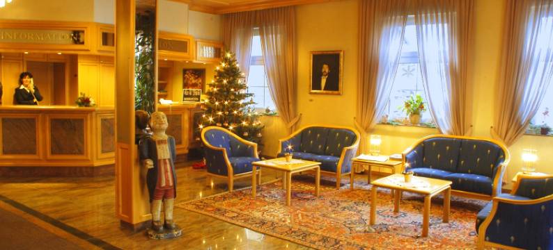 陶伯河上的罗腾堡拉彭酒店(Hotel Rappen Rothenburg ob der Tauber)图片