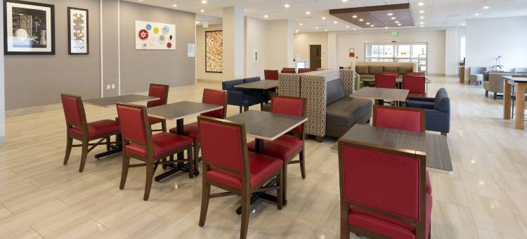 西雅图南塔克维拉智选假日套房酒店(Holiday Inn Express & Suites Seattle South - Tukwila)图片