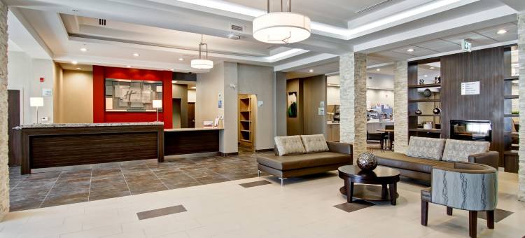 奥沙瓦市中心多伦多地区智选假日套房酒店(Holiday Inn Express & Suites OSHAWA DOWNTOWN - TORONTO AREA by IHG)图片
