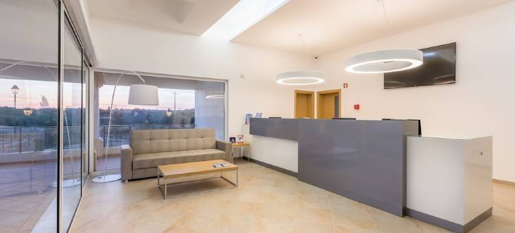 塞勒玛海滩村酒店(Salema Beach Village)图片