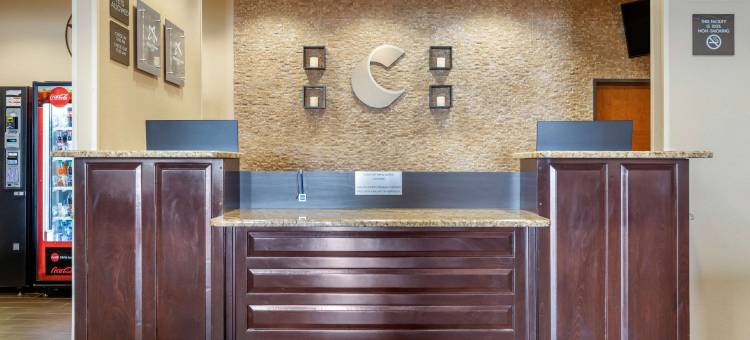 湖畔汽车舒适酒店及套房(Comfort Inn & Suites Lakeside)图片