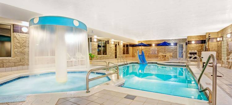 瓦佩顿呗盟套房酒店(Baymont by Wyndham Wahpeton)图片