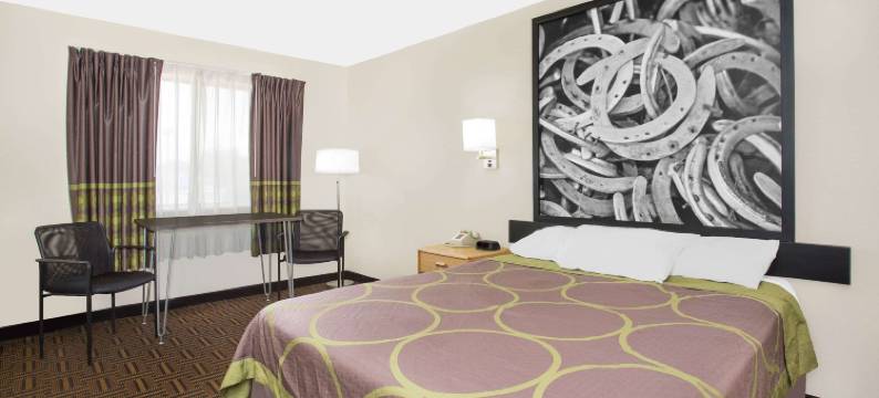 布鲁姆菲尔德温德姆速8酒店(Super 8 by Wyndham Bloomfield)图片