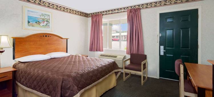 麦迪逊高地骑士酒店(Knights Inn Madison Heights)图片