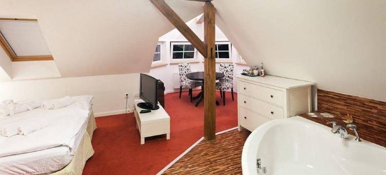 Pytloun设计自助入住酒店(Pytloun Design Self Check-in Hotel)图片