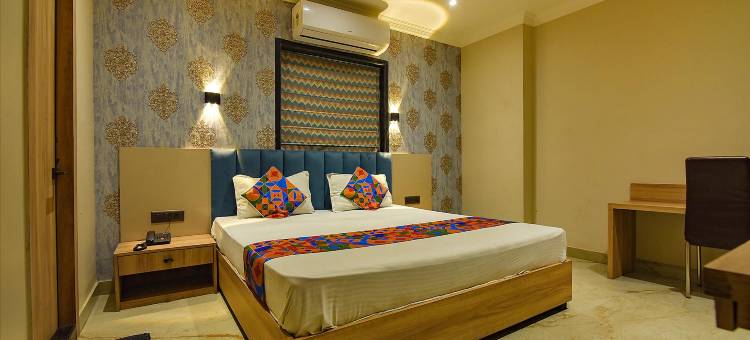 Fabhotel 克莱夫丽晶洛夫洛克(FabHotel Seventy Seven)图片