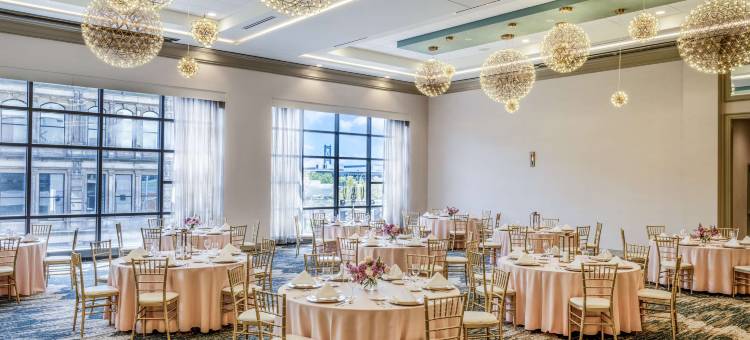 Homewood Suites by Hilton托莱多市中心(Homewood Suites by Hilton Toledo Downtown)图片