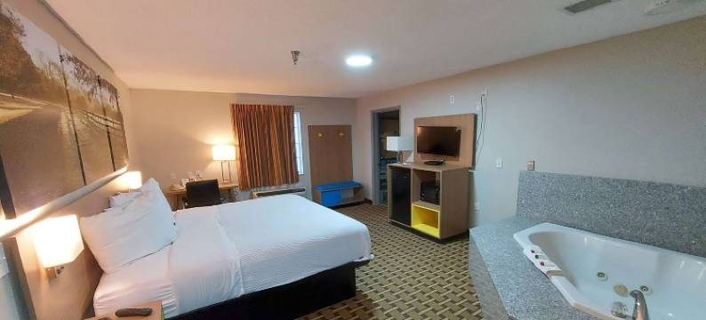 温德姆戴斯套房酒店-亨茨维尔太空中心(Days Inn & Suites by Wyndham Huntsville)图片