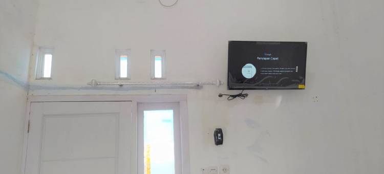 红色伙伴钻石巴塘宾馆(Guesthouse Berlian Batang Syariah Near Kampung Kalisalak Park)图片