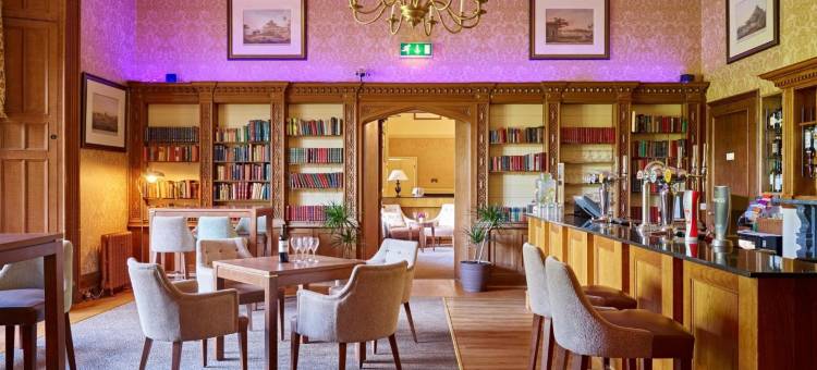 邓布尔顿大厅酒店(Dumbleton Hall Hotel)图片