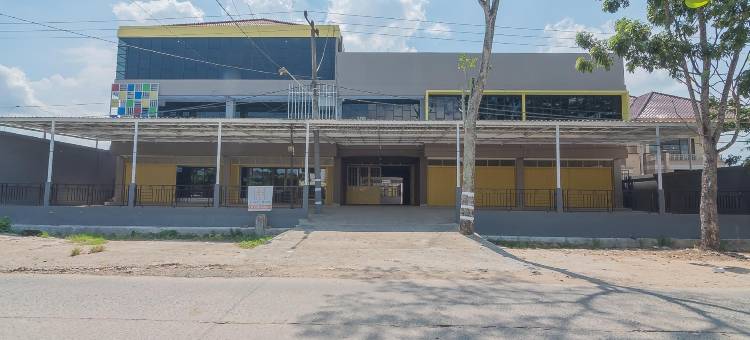 红多兹Plus酒店-近三马林达文化公园(RedDoorz Plus Near Taman Budaya Samarinda)图片