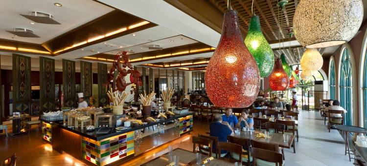 水滨机场娱乐场酒店(Waterfront Airport Hotel and Casino – Mactan)图片