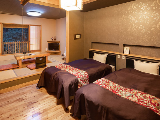 菊池溪谷温泉 岩藏