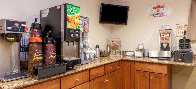 贝克斯菲尔德-中心速8酒店(Super 8 by Wyndham Bakersfield/Central)图片