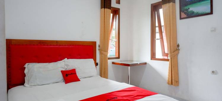 RedDoorz Near Alun Alun Wonosobo 2图片