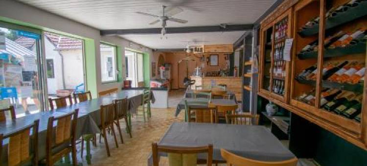 Saint-Honoré-les-Bains 2间热情卧室独栋房屋(Camping des Bains)图片