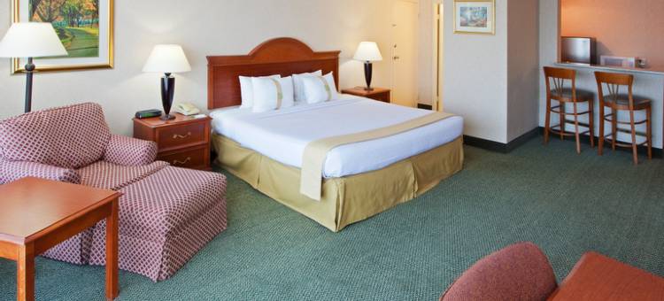 Holiday Inn 夏洛茨维尔- UNIV区(Holiday Inn Charlottesville-Univ Area)图片