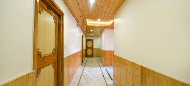 "薄雾山"(Misty Hills)图片