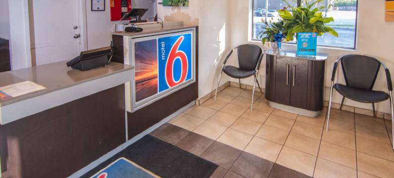 皮尔斯堡6号汽车旅馆(Motel 6 Ft. Pierce, FL)图片