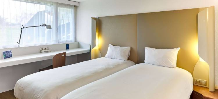 康铂 NATURE - 塞纳河畔维莱讷波瓦西(Campanile NATURE - Villennes sur Seine Poissy)图片