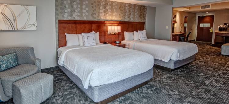 纽波特纽斯机场万怡酒店(Courtyard Newport News Airport)图片