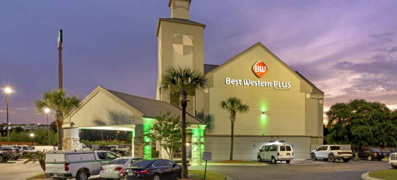 萨凡纳机场贝斯特韦斯特优质套房酒店(Best Western Plus Savannah Airport Inn  Suites)图片