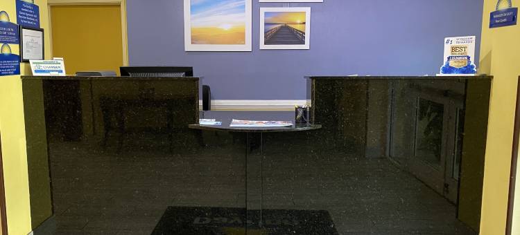 奥古斯塔艾森豪威尔堡附近温德姆戴斯套房汽车旅馆(Days Inn & Suites by Wyndham Augusta Near Fort Eisenhower)图片