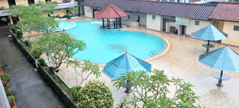 乌尼海滩酒店(Uni Beach Hotel)图片