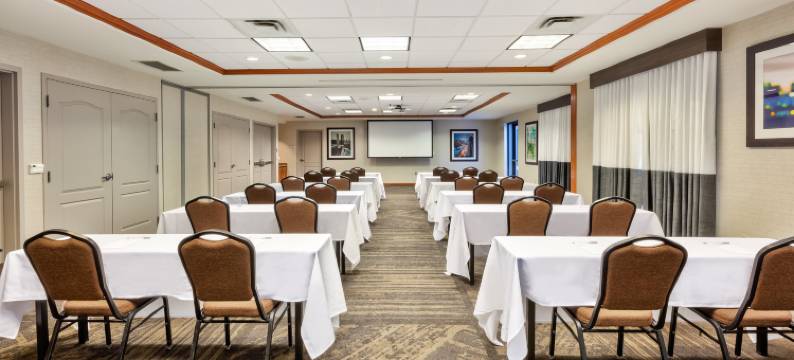 明尼阿波利斯枫林希尔顿花园酒店(Hilton Garden Inn Minneapolis/Maple Grove)图片