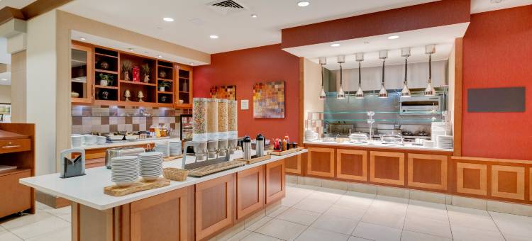 密尔沃基机场希尔顿花园酒店(Hilton Garden Inn Milwaukee Airport)图片