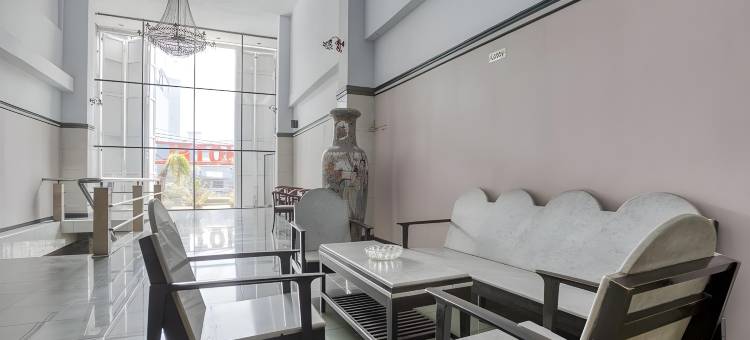 红多兹Plus酒店-近雅加达哥打车站(RedDoorz Plus Near Jakarta Kota Station)图片