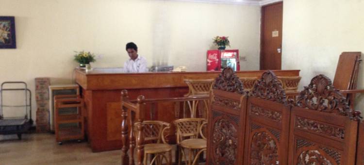 劳兹因达酒店(Hotel Lautze Indah)图片