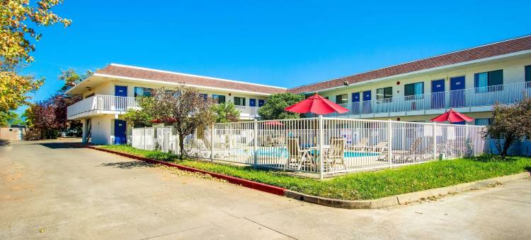 北雷丁6号汽车旅馆(Motel 6 Redding, CA - North)图片