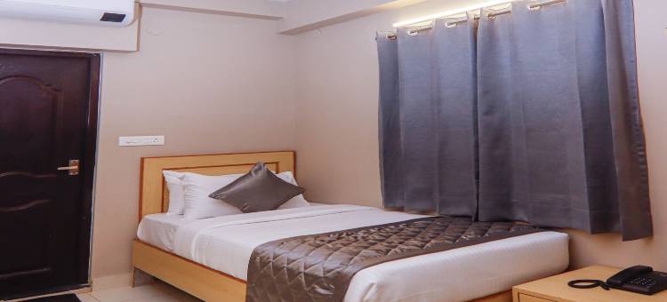 维纳亚加蒂鲁珀酒店(Hotel Vinayaga Tirupur)图片